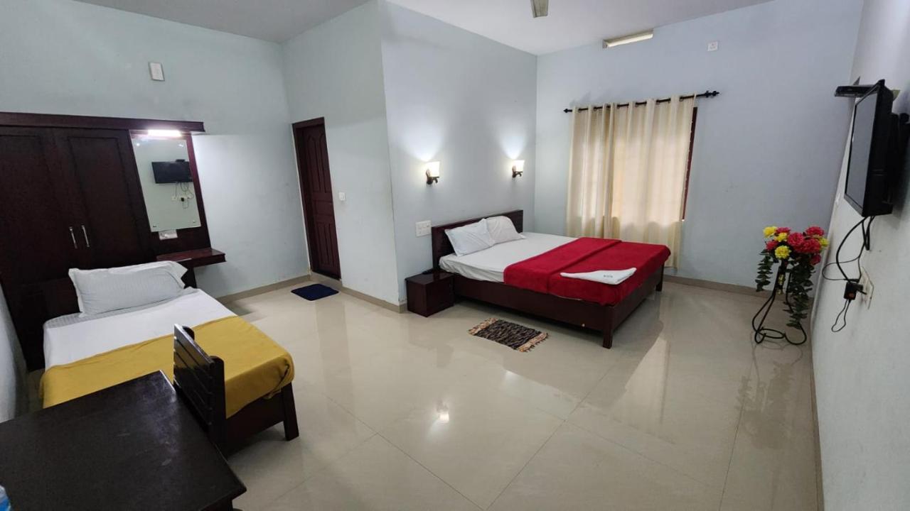 Pknhomestay Kumily Thekkady Eksteriør billede